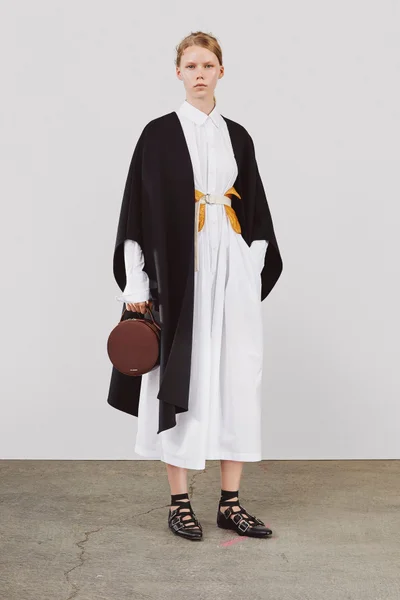Look 13